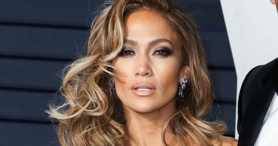 Jennifer Lopez këndoi në dasmën e një miliarderi indian, pagesa që mori është “e çmendur”