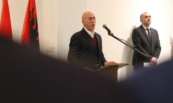 Haradinaj: 28 Nëntori i zbrazët pa bashkëluftëtarët që po gjykohen padrejtësisht në Hagë