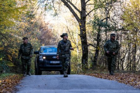 Ushtarët bullgarë të KFOR’it kryejnë stërvitje pesëditore në zonën e Dragashit: Qëllimi ishte përmirësimi i aftësive të mbikëqyrjes