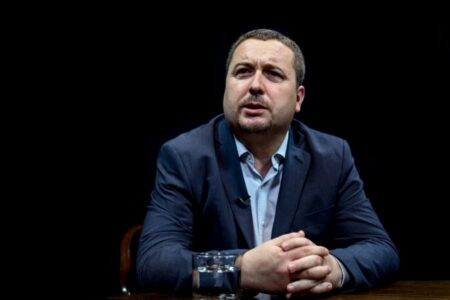 Latifi: Deklarata e Pavarësisë së Shqipërisë mbajti gjallë lëvizjen kombëtare, pa të historia e Kosovës s’mund të kuptohet