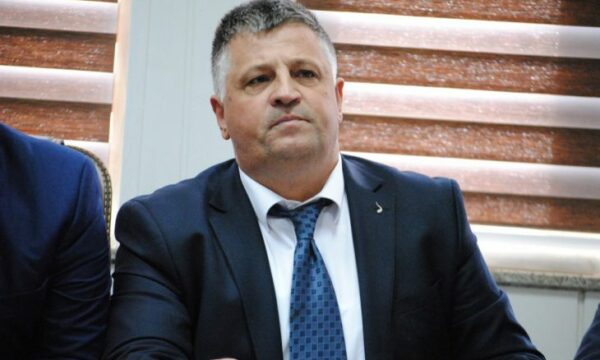 Haradinaj: Po i shohim përpëlitjet e fundit të Hagës, vitin e ardhshëm do festojmë bashkë me shokët e luftës