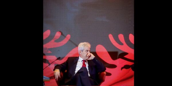 Ali Ahmeti në Ditën e Flamurit: 28 Nëntorin: Shtetësinë e Kosovës ta rrumbullakësojmë në partneritet me SHBA dhe BE