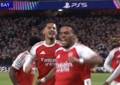 Zhbllokohet derbi, Arsenali kalon në epërsi ndaj Bayernit