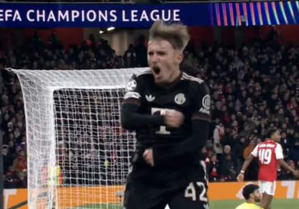 Bayerni e “shkollon” Arsenalin, barazon rezultatin pas një super aksioni