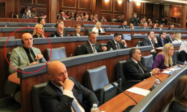 Edi Rama për 70-vjetorin e lindjes së Adem Jasharit: Lindi në Ditën e Flamurit dhe u bë vetë flamur i sakrificës