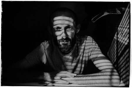 «Unë jam sot këtu falë kujdesit tim, jo falë të drejtës sime!»