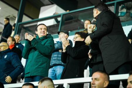 Vendi “ngusht” për pare, Kurti e çel kuletën, ia premton 1 milion euro kombëtares nëse kualifikohen në Botëror