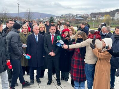 “Skënderbeu ngriti flamurin në Lezhë”, pas Gërvallës e Nokës, “ngatërrohet” edhe Dimal Basha