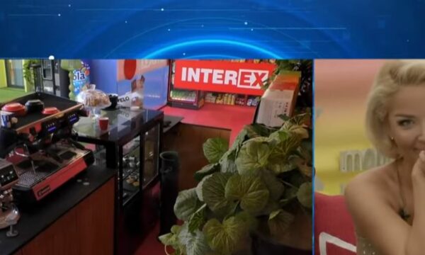 Del videoja, ja çfarë pinte Dolce, e fshehur nën dollap