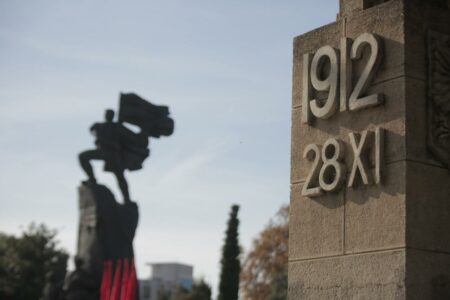 Festa e 28 Nëntorit, Rama uron shqiptarët: Gëzuar Ditën e Pavarësisë