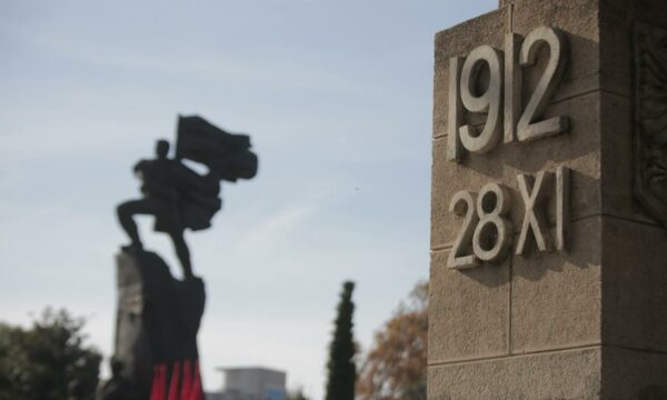 Festa e 28 Nëntorit, Rama uron shqiptarët: Gëzuar Ditën e Pavarësisë