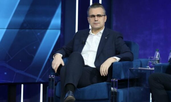 Për të pazëvendësueshmin Zheji