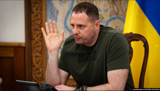 Hetuesit ukrainas kundër korrupsionit kryejnë kontrolle në zyrën e shefit të stafit të Presidencës