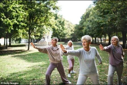 Stërvitja e lashtë kineze që mund të jetë MË efektivë se trajtimi aktual për pagjumësinë