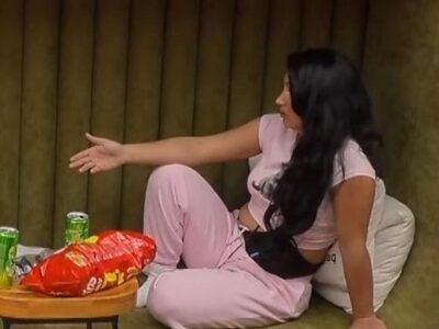 Sa do të ishte në gjendje Shkurta ta priste dikë që të bashkohej me të?