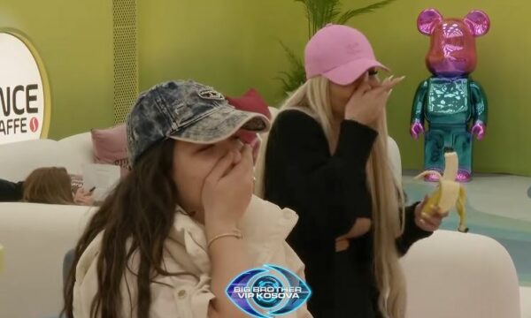 Reagimi epik i Shkurtës kur e pa Benitën duke ngrënë banane: O shpirt, mos ashtu