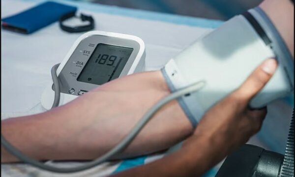 Skanim i ri 10-minutësh mund t’u vijë në ndihmë miliona pacientëve me tension të lartë