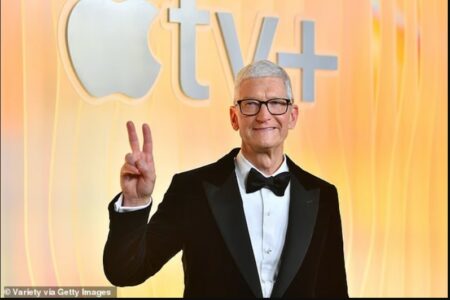 Tim Cook mund të largohet nga Apple? Ditëlindja e 65-të ndez thashethemet për një ndryshim të madh – kush pritet të marrë drejtimin