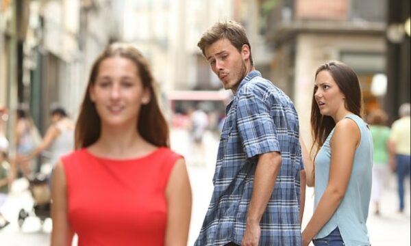 Si të dalloni një tradhtar: Shkencëtarët zbulojnë 4 shenjat që tregojnë rrezikun e mashtrimit